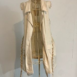 Tan pocket long vest. Size medium